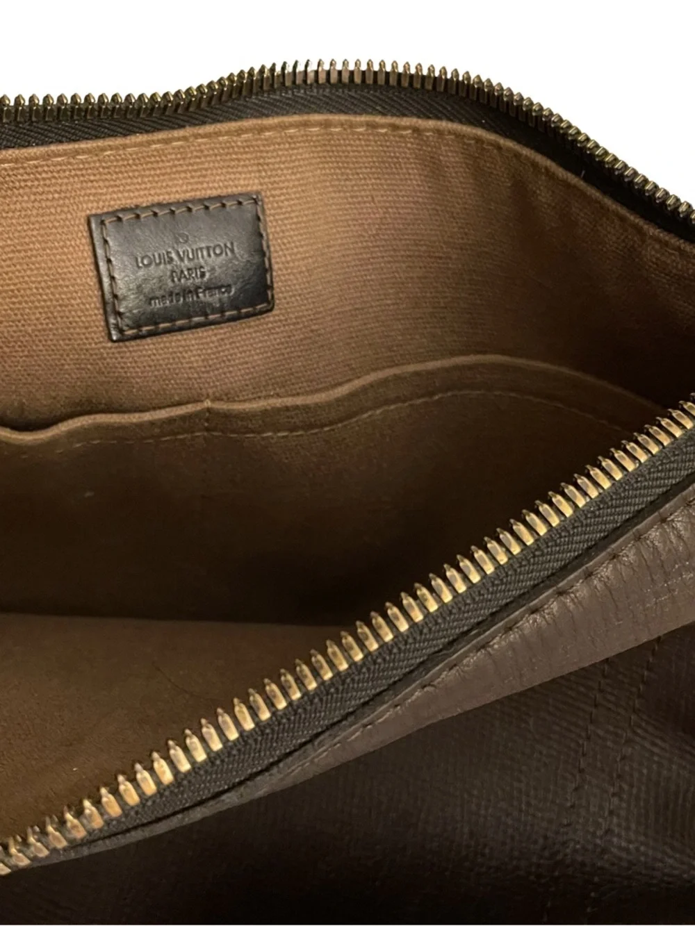 LOUIS VUITTON Cafe Coffee Brown Utah Leather Shawnee MM Crossbody Bag